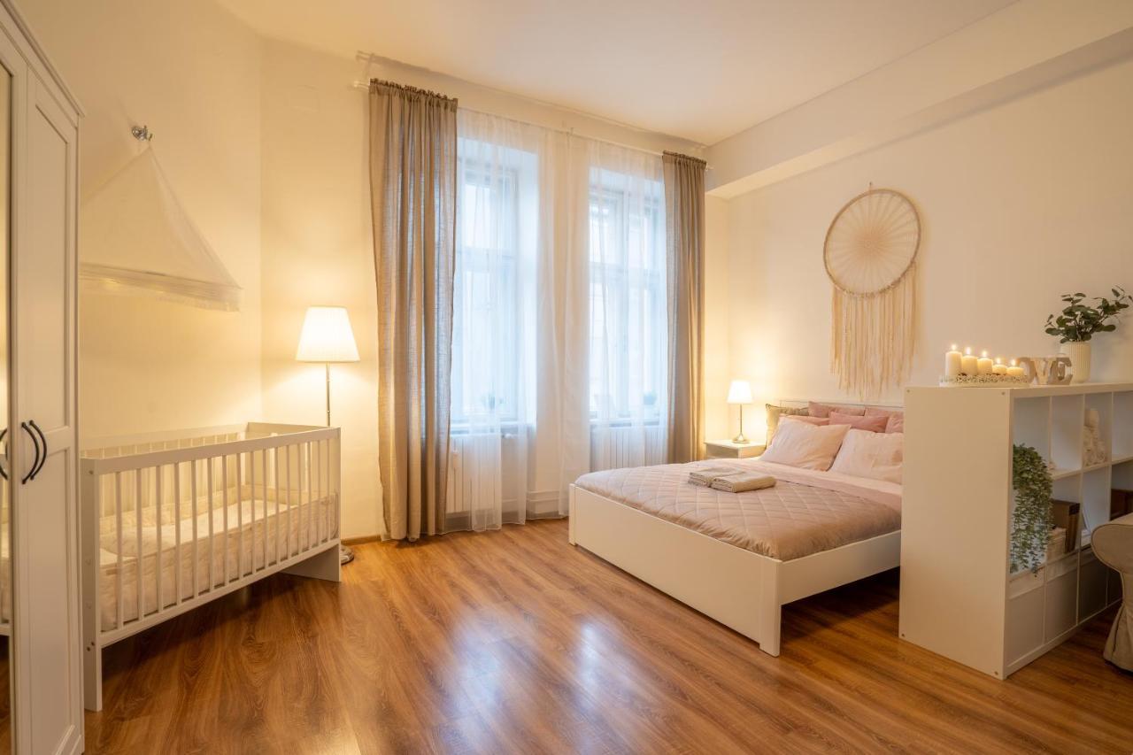 Family Apartment Ostrava Exterior foto